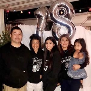 Meet your Posher, Tina